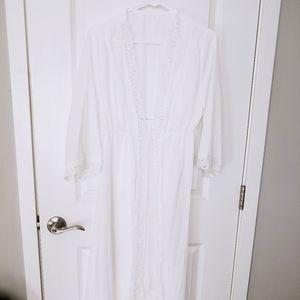 New! White Sheer Cover w/ Lace